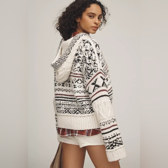 NWT! Anthropologie Ivory and Black Pilcro Relaxed Hooded Sweater - Size XS 🍟 - Picture 4 of 16